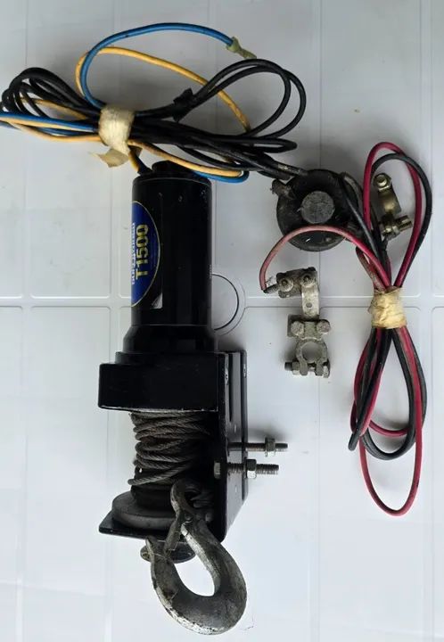 Guincho elétrico 12v Superwinch Portátil 1500lb, 680kg  - Foto 7