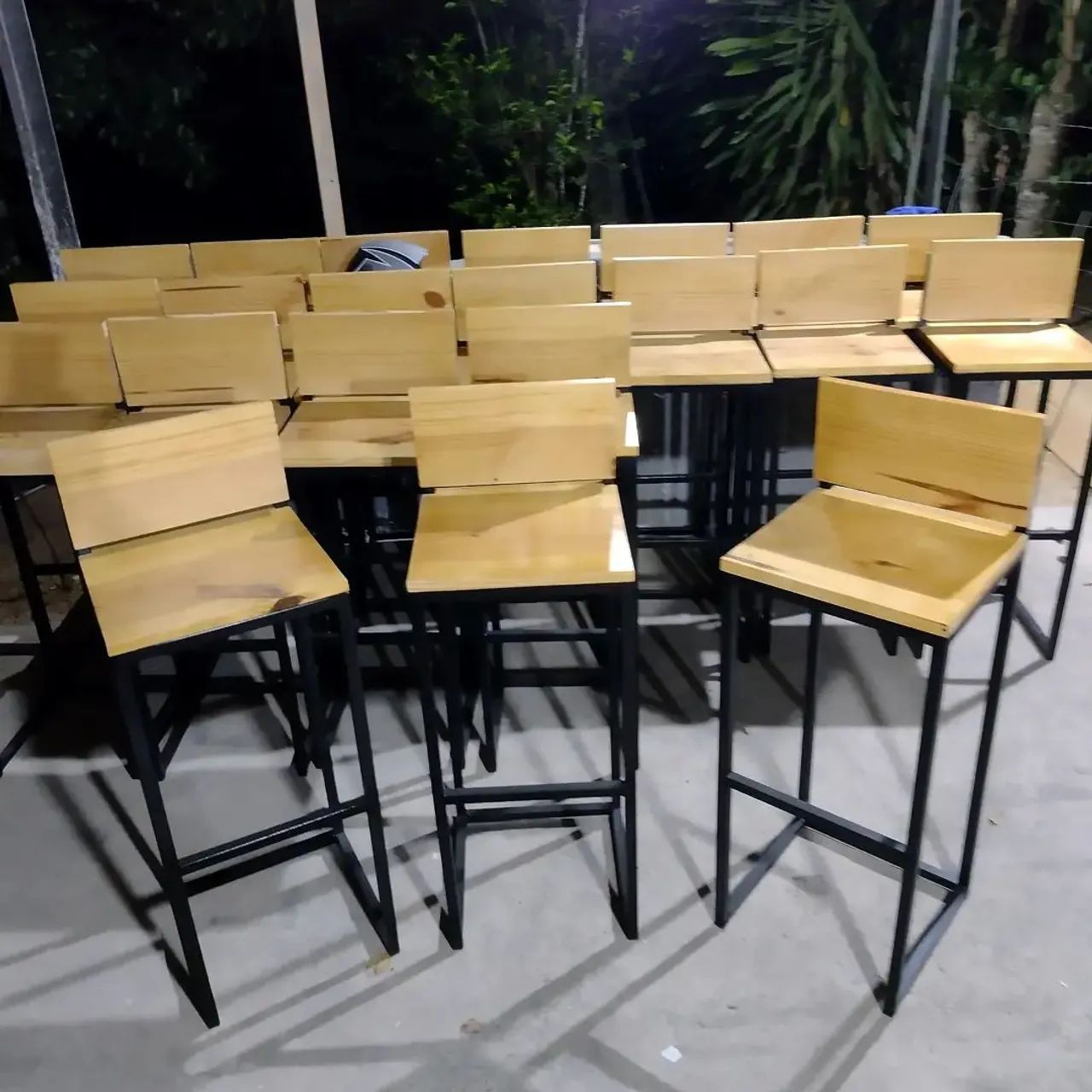 Banqueta estilo industrial 