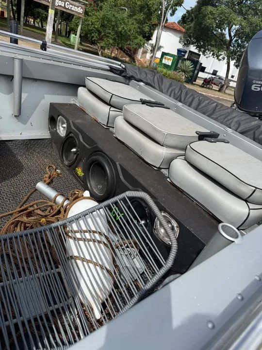 Lancha de pesca 60hp - Foto 4