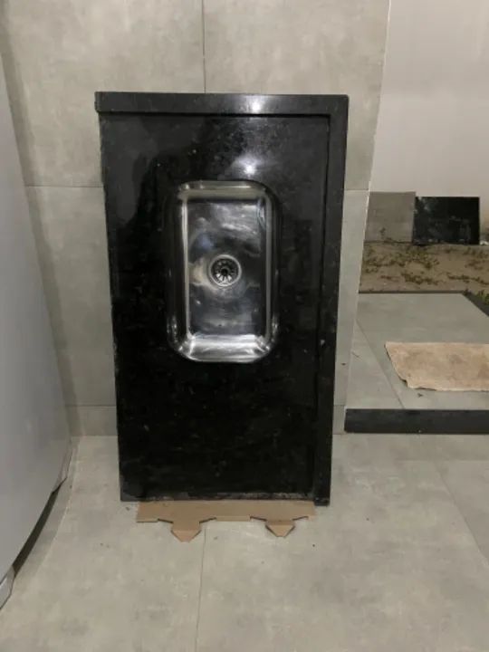 Granito verde Ubatuba 100 x 55 cm com cuba - Foto 2