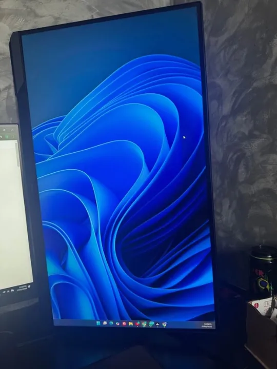 Monitor Gamer Samsung Odyssey G3 27'', Qhd, 180hz, 1ms, Freesync, Hdmi, Dp Preto