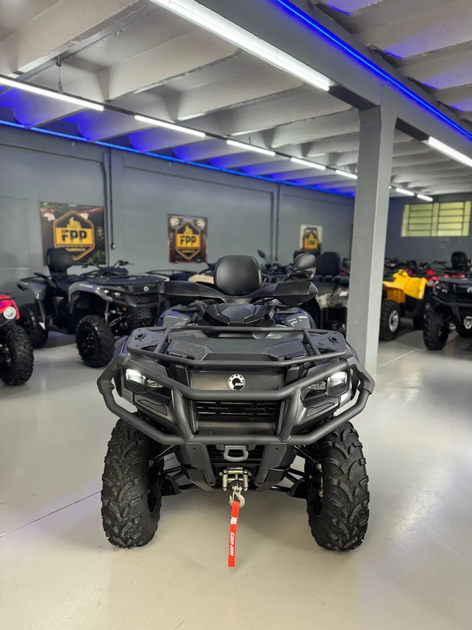 Quadriciclo Can am 500 (650cc) 2024