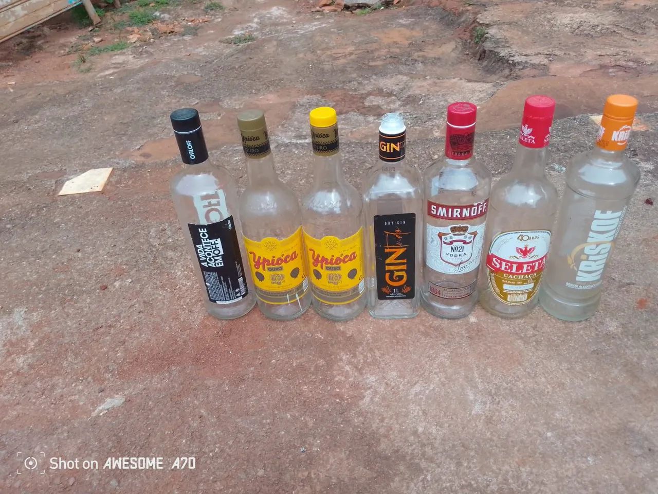 Vodka Wyborowa - 5 garrafas lotecom 13  garrafas vazia - Foto 2