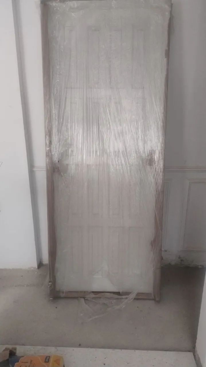 Porta Branca de Madeira Maciça Tauari 210x0,80 Nova - Abertura Direita - Foto 3