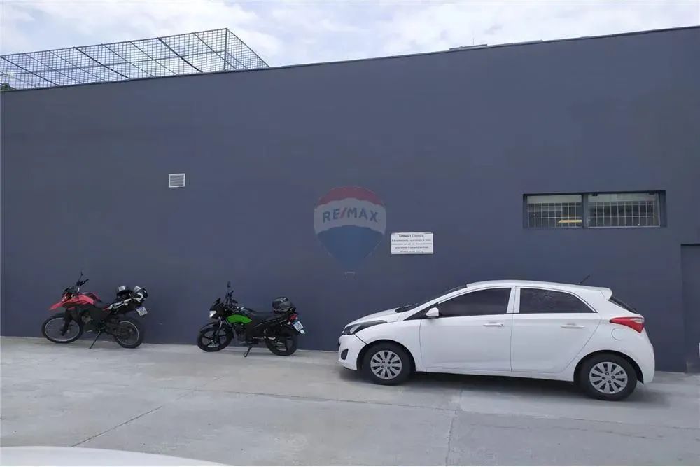 Área com repasse de locação de uma Agência do Banco Itaú. e uma Loja de colchões.