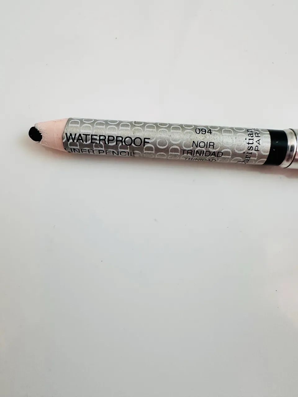 Lapis de olho Dior preto com esfumador  - Foto 3