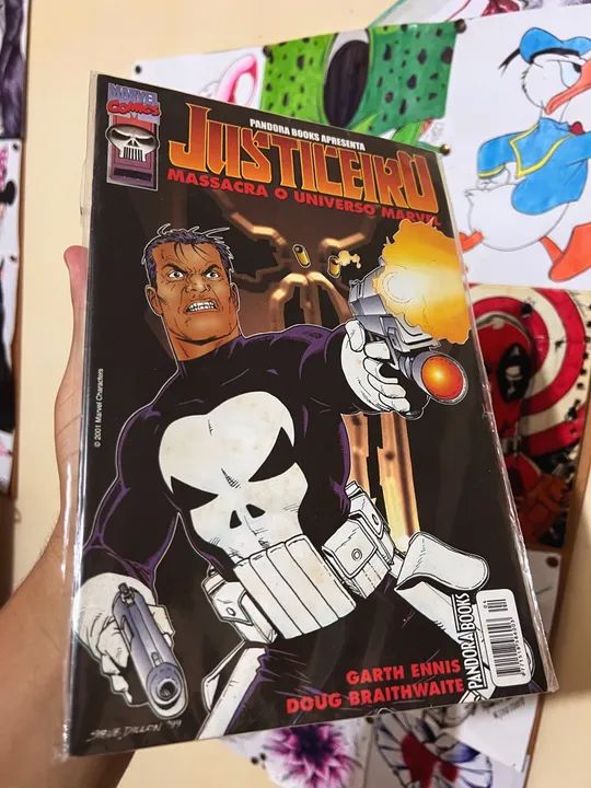 Justiceiro massacra o universo Marvel