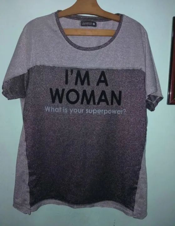 Blusa com brilho M - sem uso