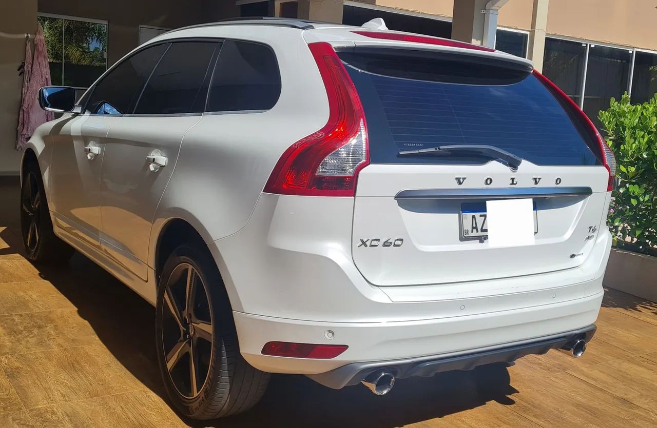 Volvo XC 60 3.0 turbo R Design 2015 - Foto 5