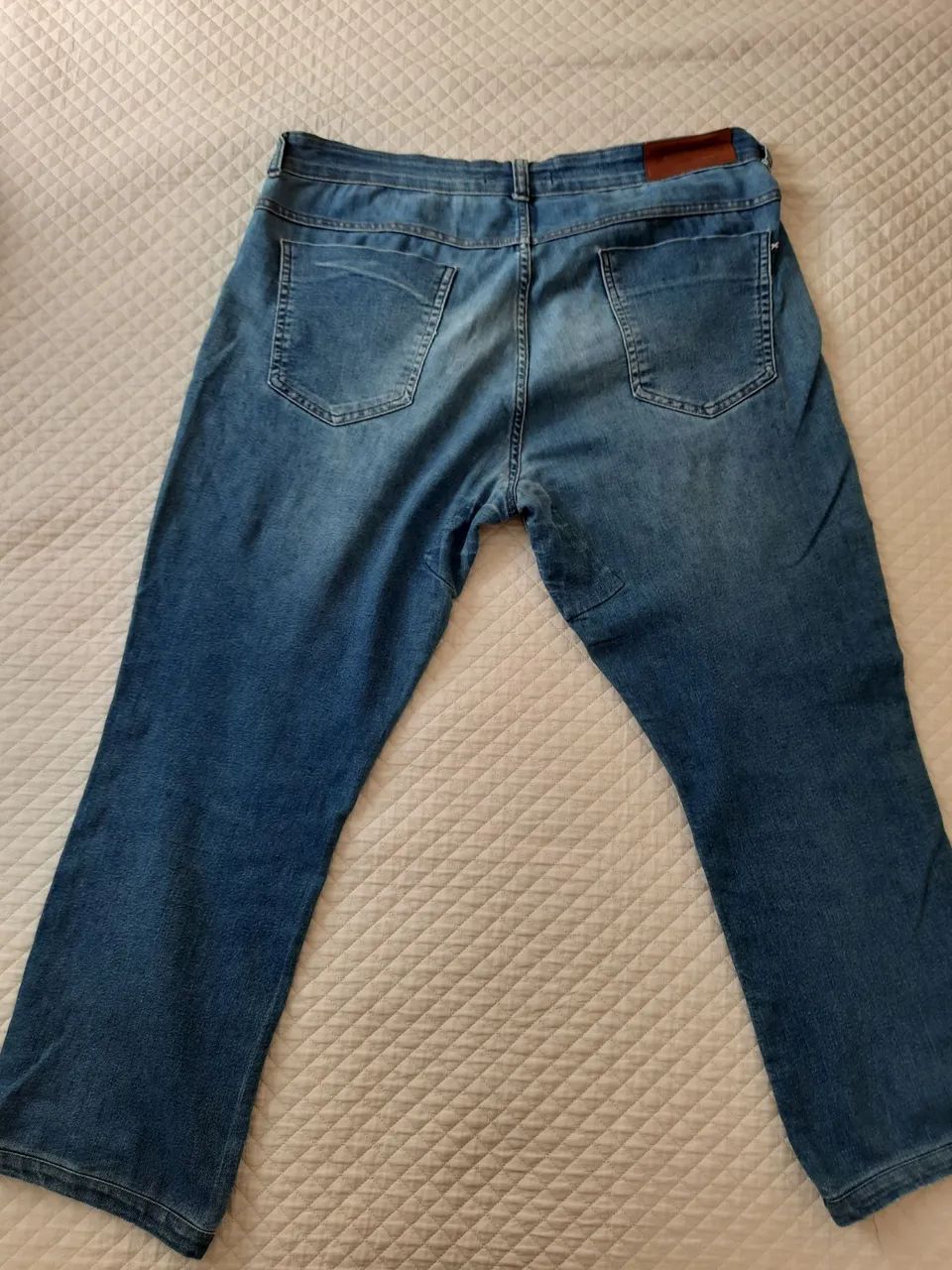 Calça jeans Hering, 46, bom estado  - Foto 3