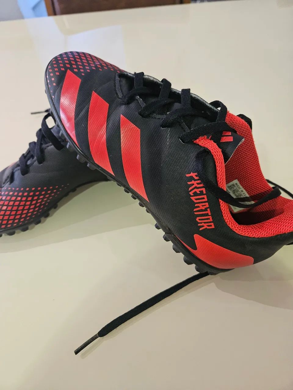Chuteira adidas infantil N31