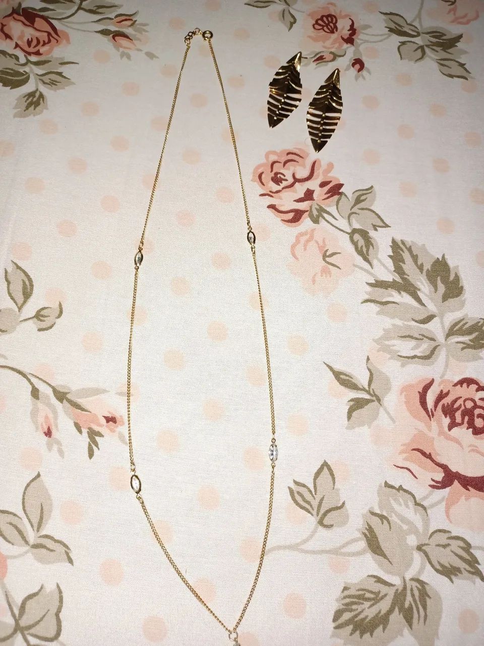 Conjunto de Colar e Brincos Folheado a Ouro - Foto 3
