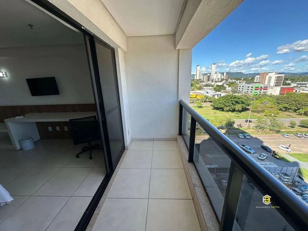FLAT COM SACADA VIVENCE SUITES