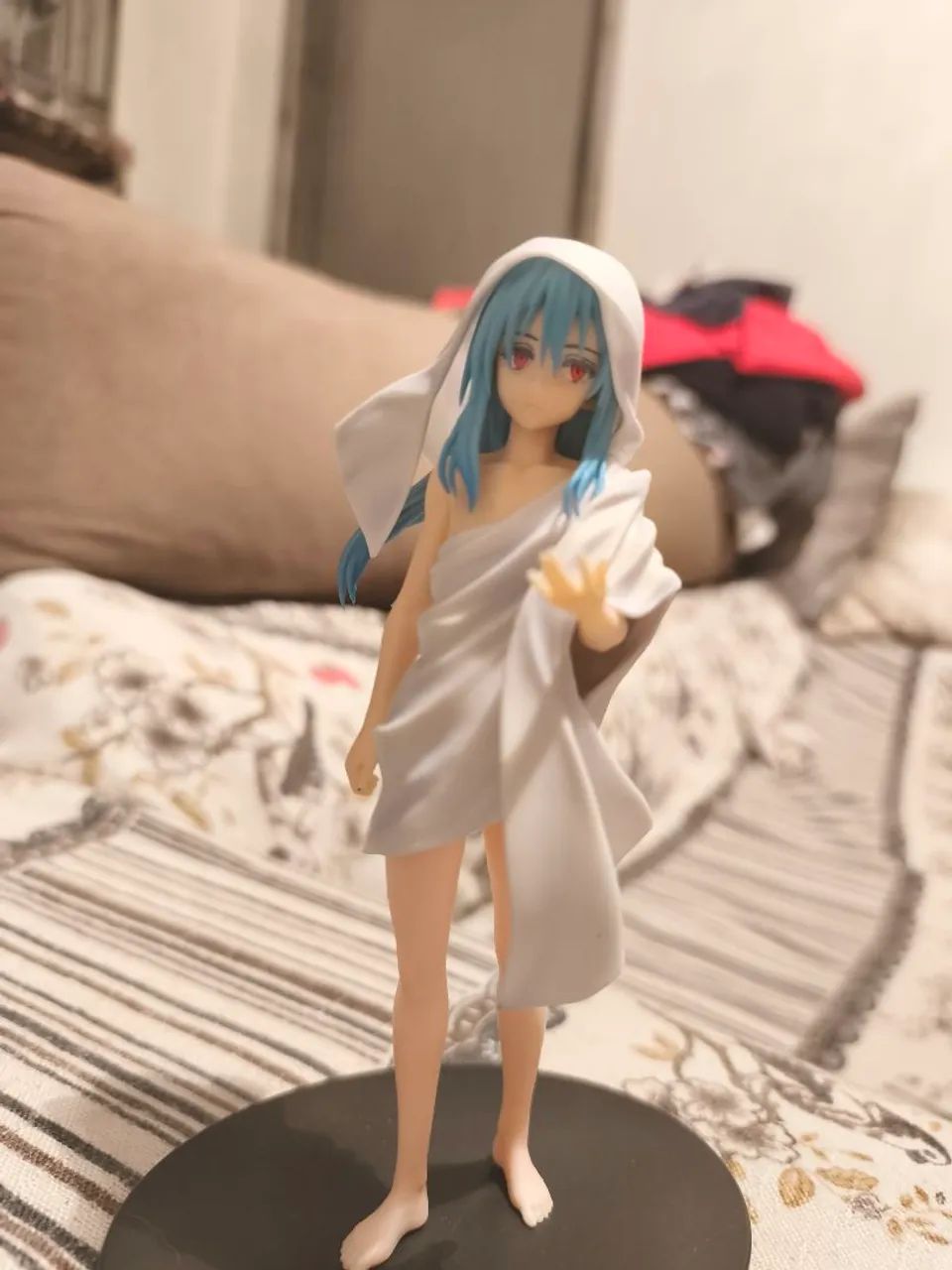 Vendo 4 Actions figures diversas 64662365343107125