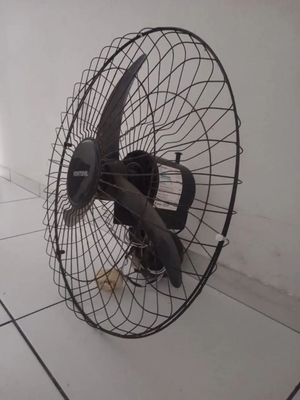 Ventilador de Parede Ventisol seminovo - Foto 2