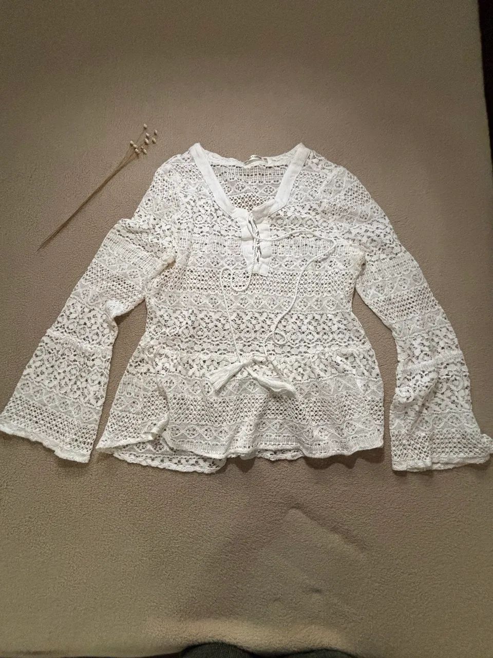 Blusa de Renda Manga longa - Foto 2
