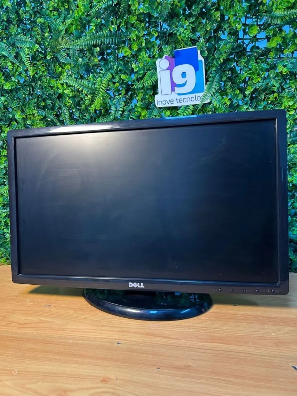 Monitor Dell D2201C LCD  21.5" polegadas   Full HD (1920 x 1080) Conexões: VGA e DVI   