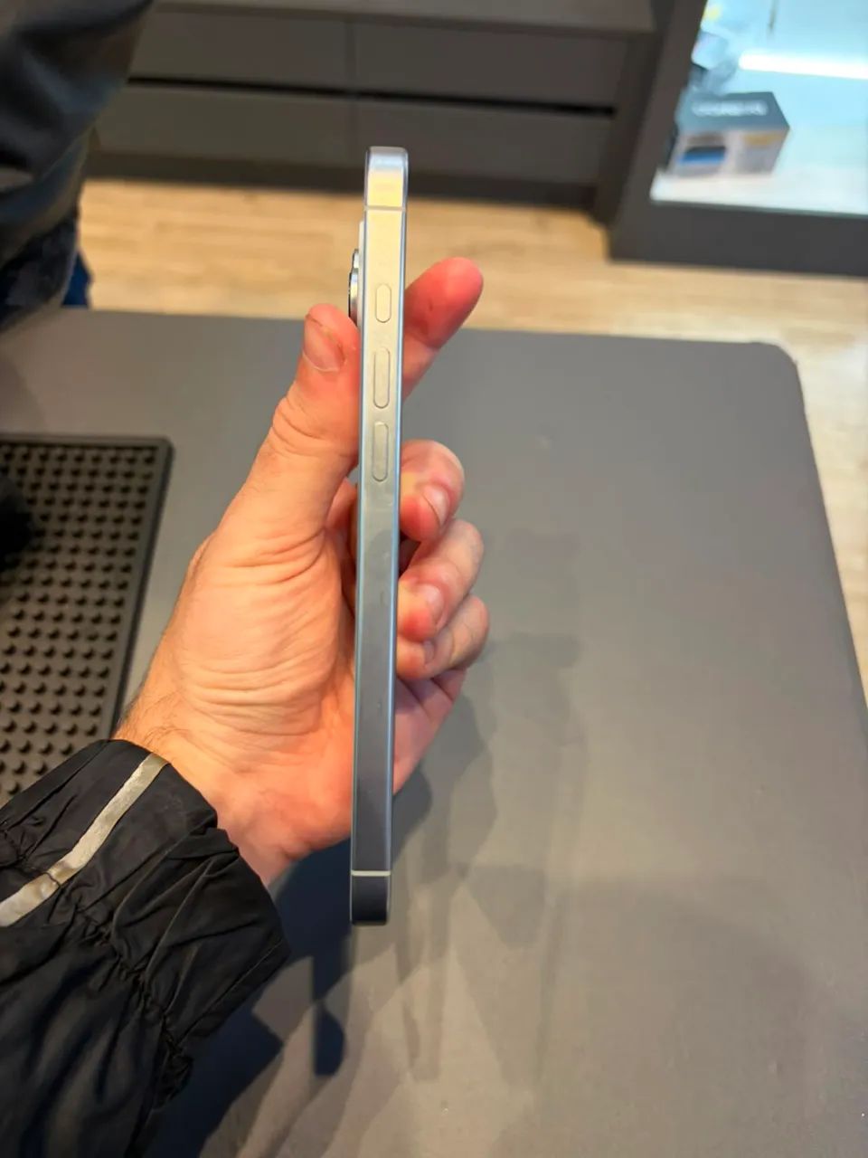 iPhone 16 Pro Max, 2 TB de armazenamento. - Foto 2