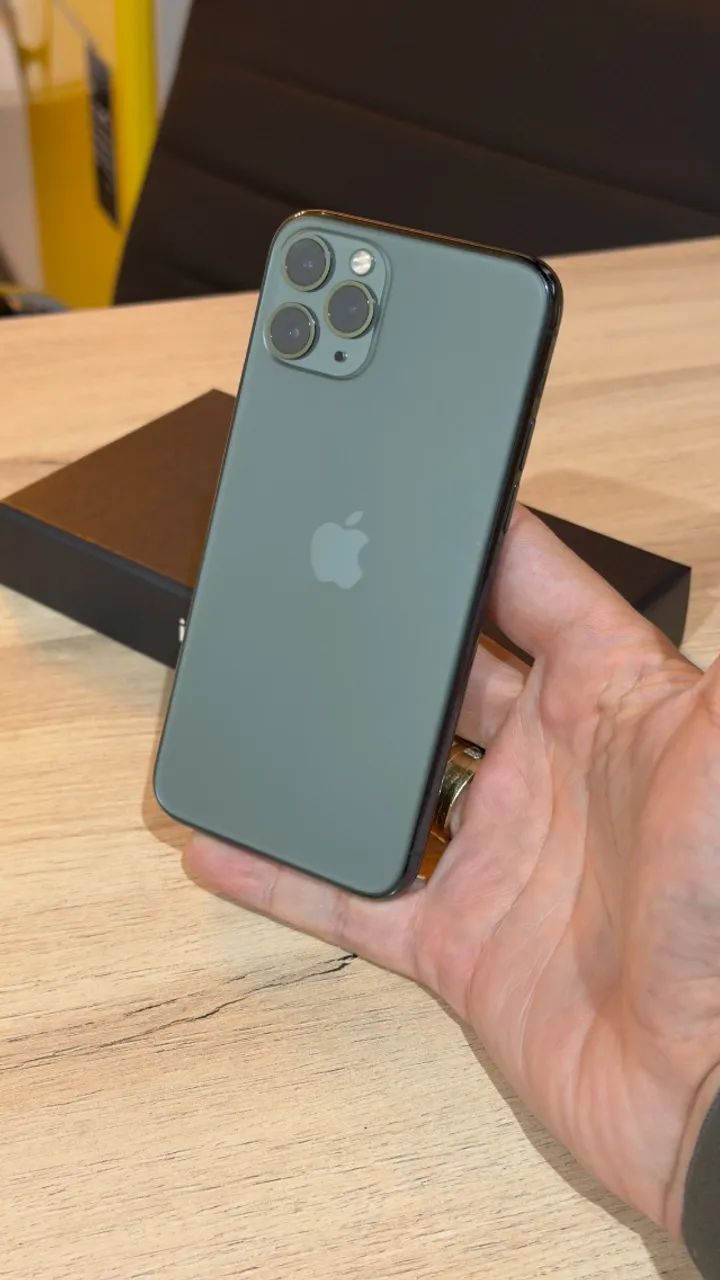 iPhone 11 Pro 64GB Green - Saúde da bateria 100%! Loja física! Com