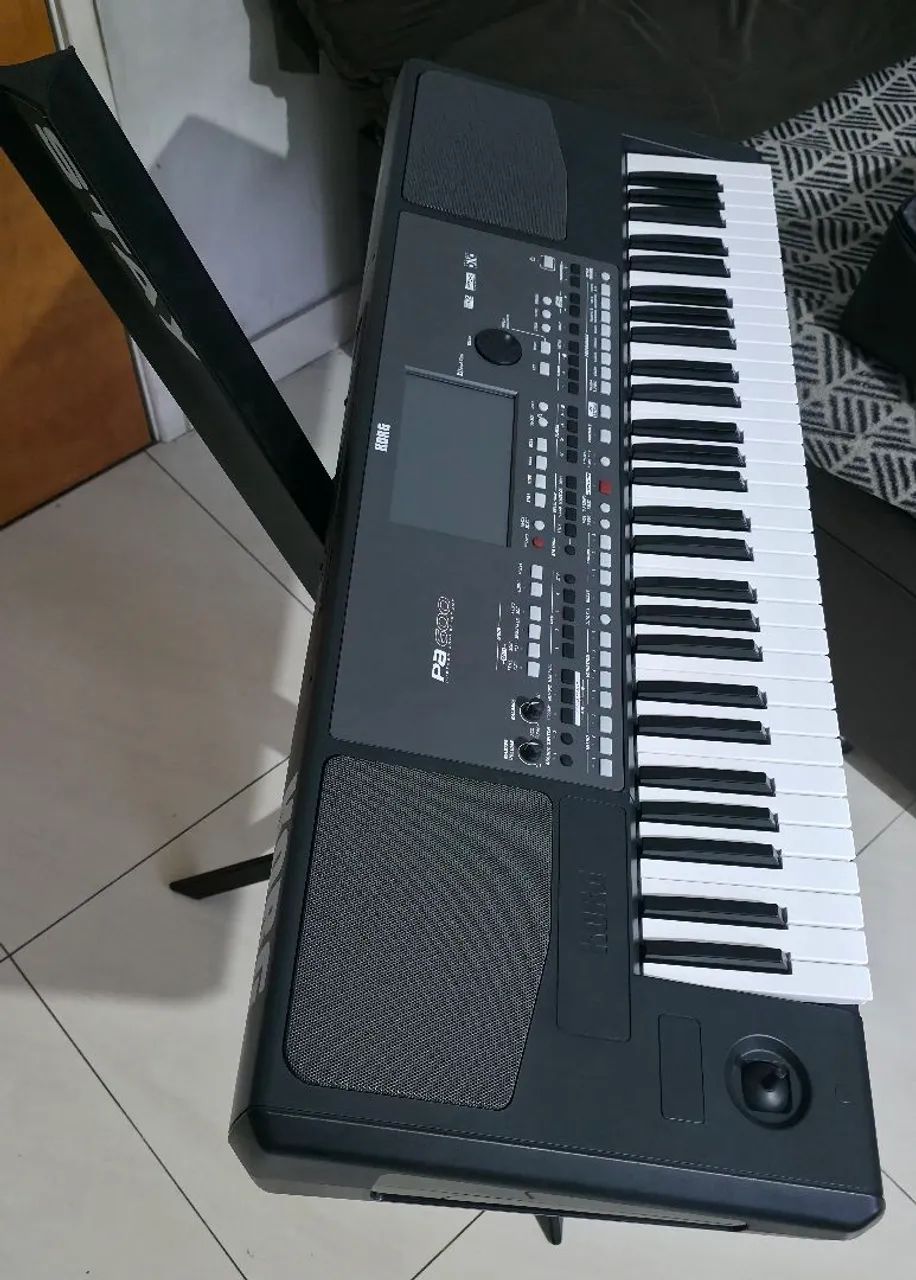 Vendo teclado korg pa600 com um mês de uso, ele está zero  - Foto 3