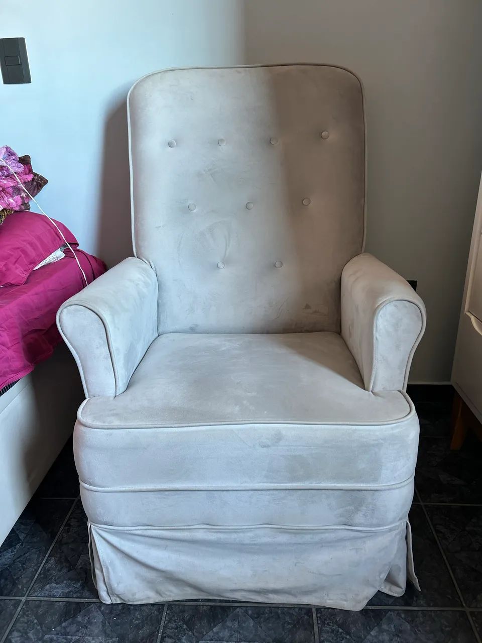 Poltrona de Balanço com Puff (Semi-nova) - Conforto e Elegância! - Foto 5