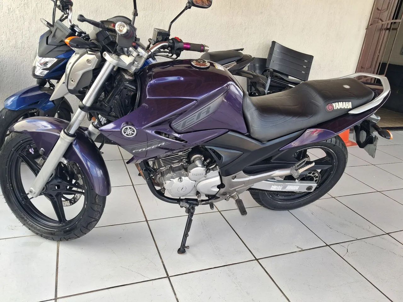 FAZER 250
