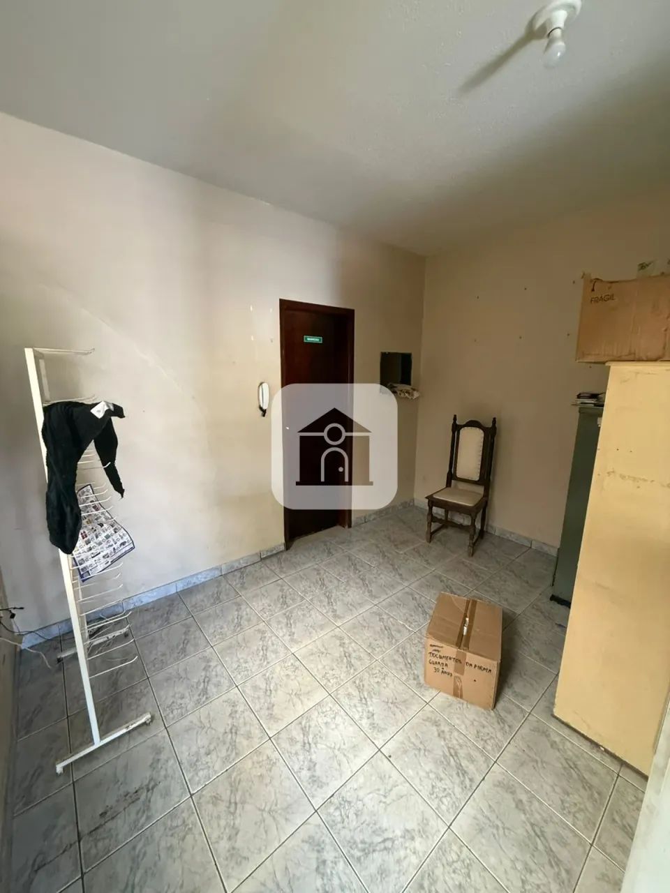 CASA COMERCIAL PARA LOCAÇÃO EM AVENIDA BAIRRO CENTRO - Foto 3