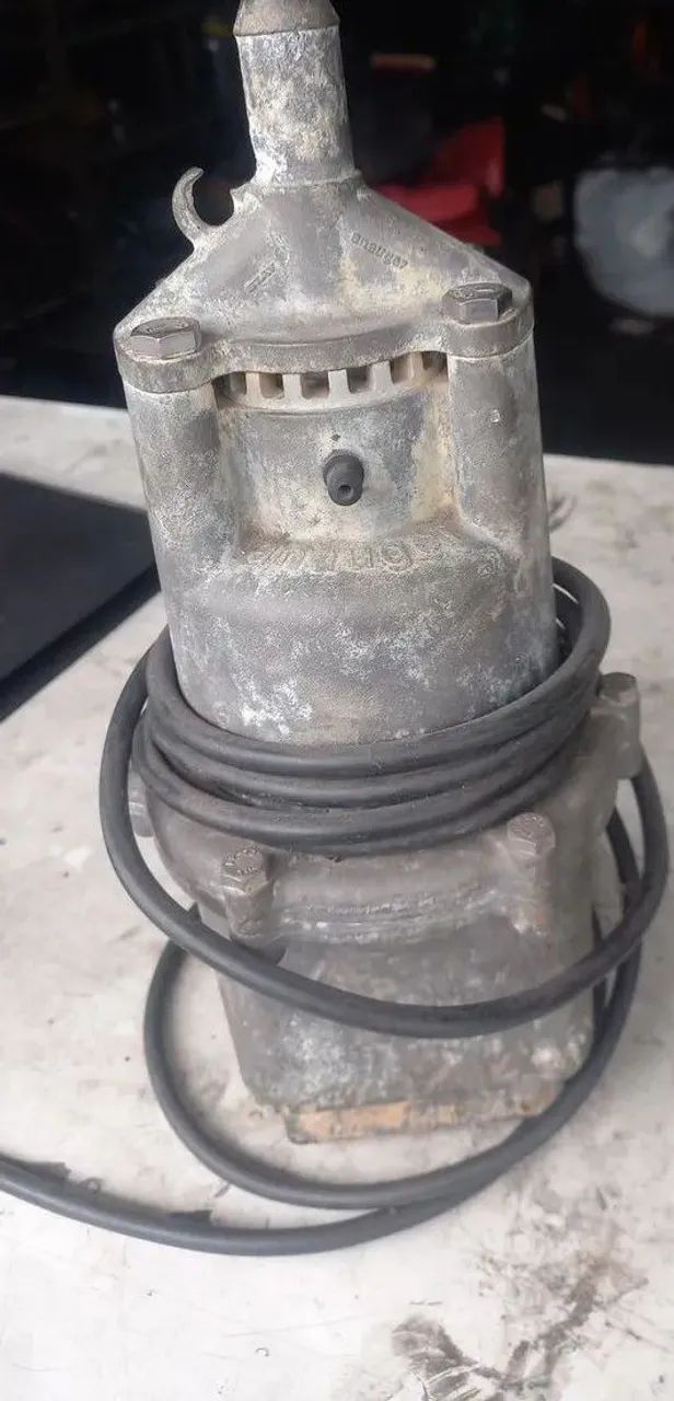 Bomba sapo usada 