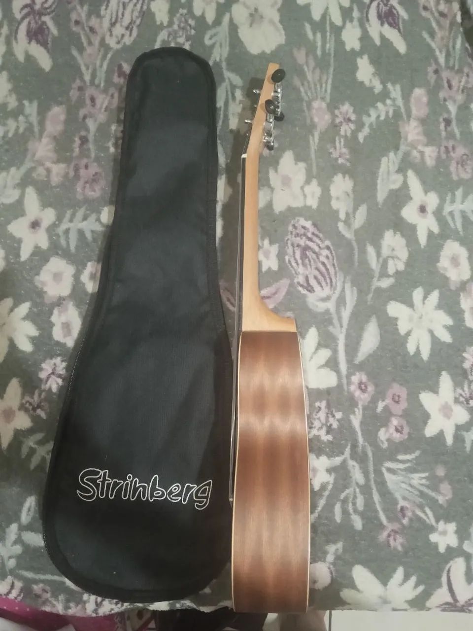 Ukulele novo  - Foto 3