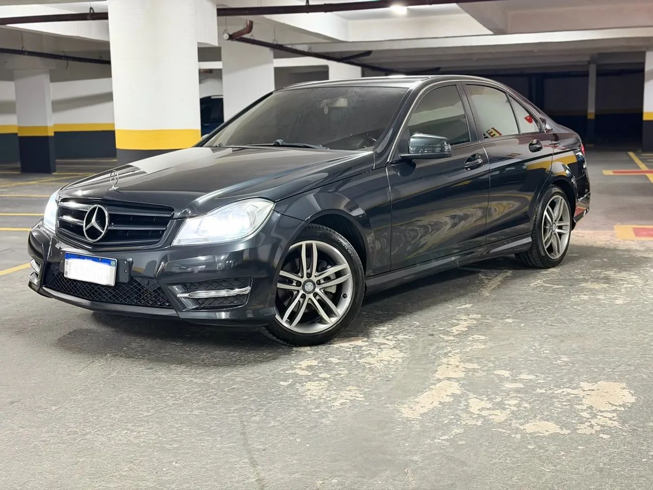 Mercedes-Benz C-180 CGI Sport 1.6 TB 16V 156cv Aut. 2013