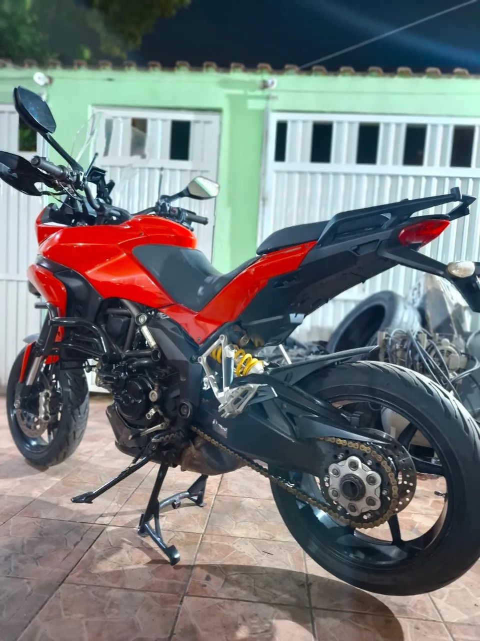 Ducati Multistrada 1200 s