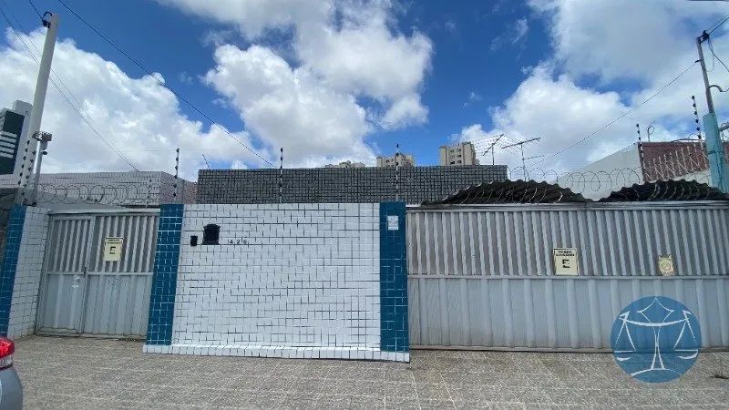 CASA AO LADO CORPO DE BOMBEIROS