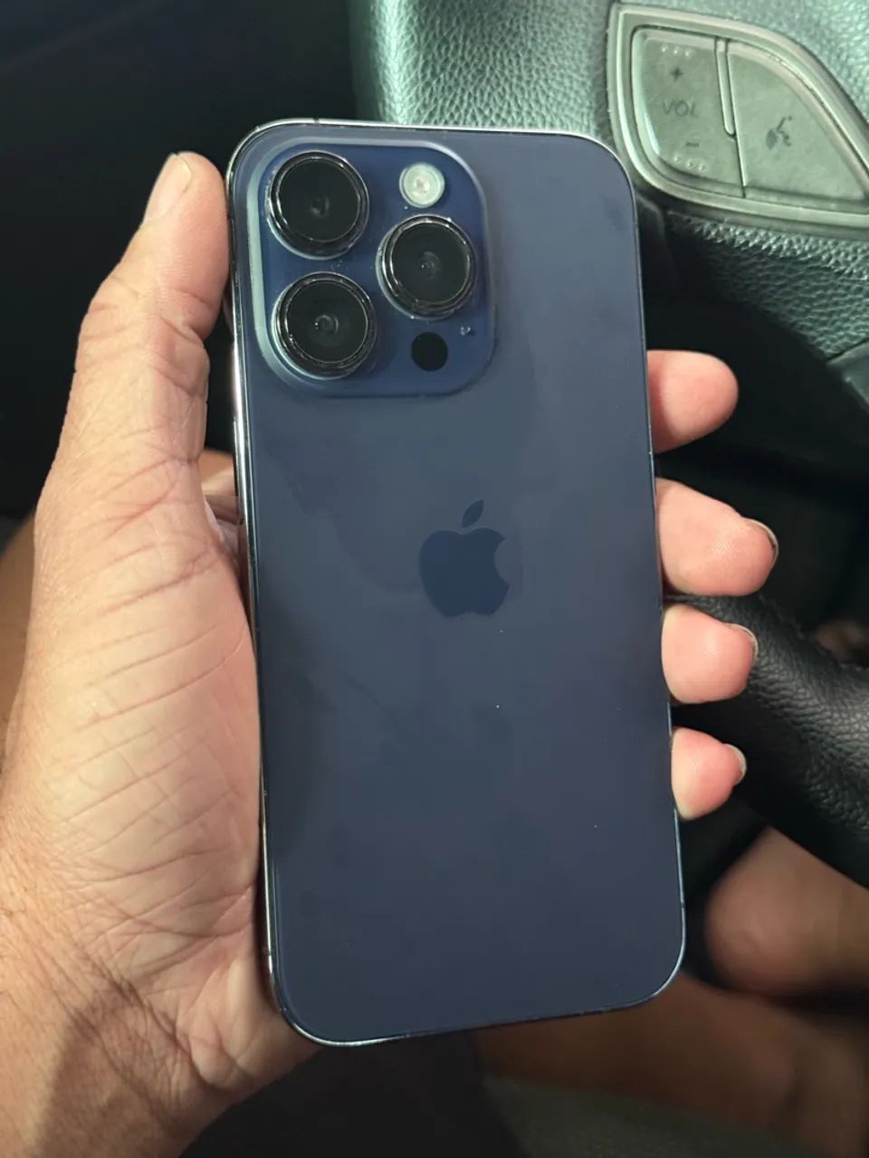 iPhone 14 Pro impecável