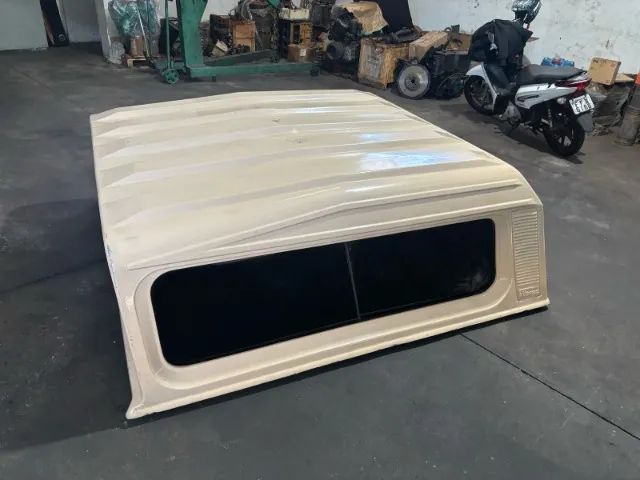 Capota de fibra da F1000