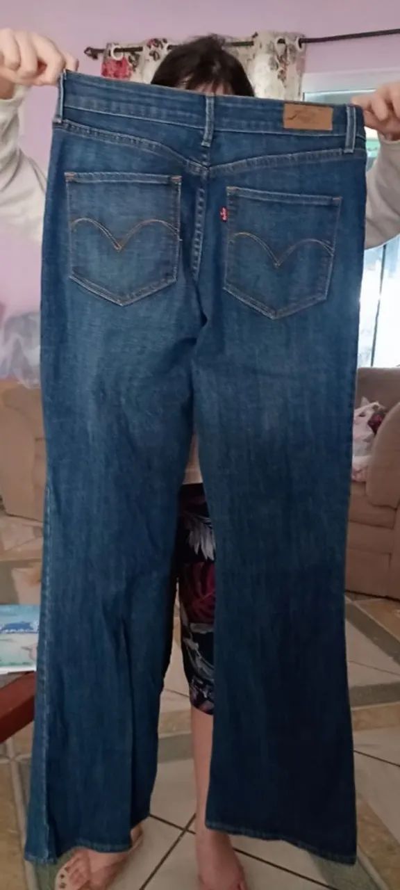 Calça jeans feminina  Levi's  - Foto 2