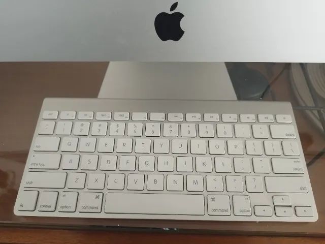 iMac 21.5-inch, Late 2012 2,7 GHz intel Core i5 Quad-Core; GeForce
