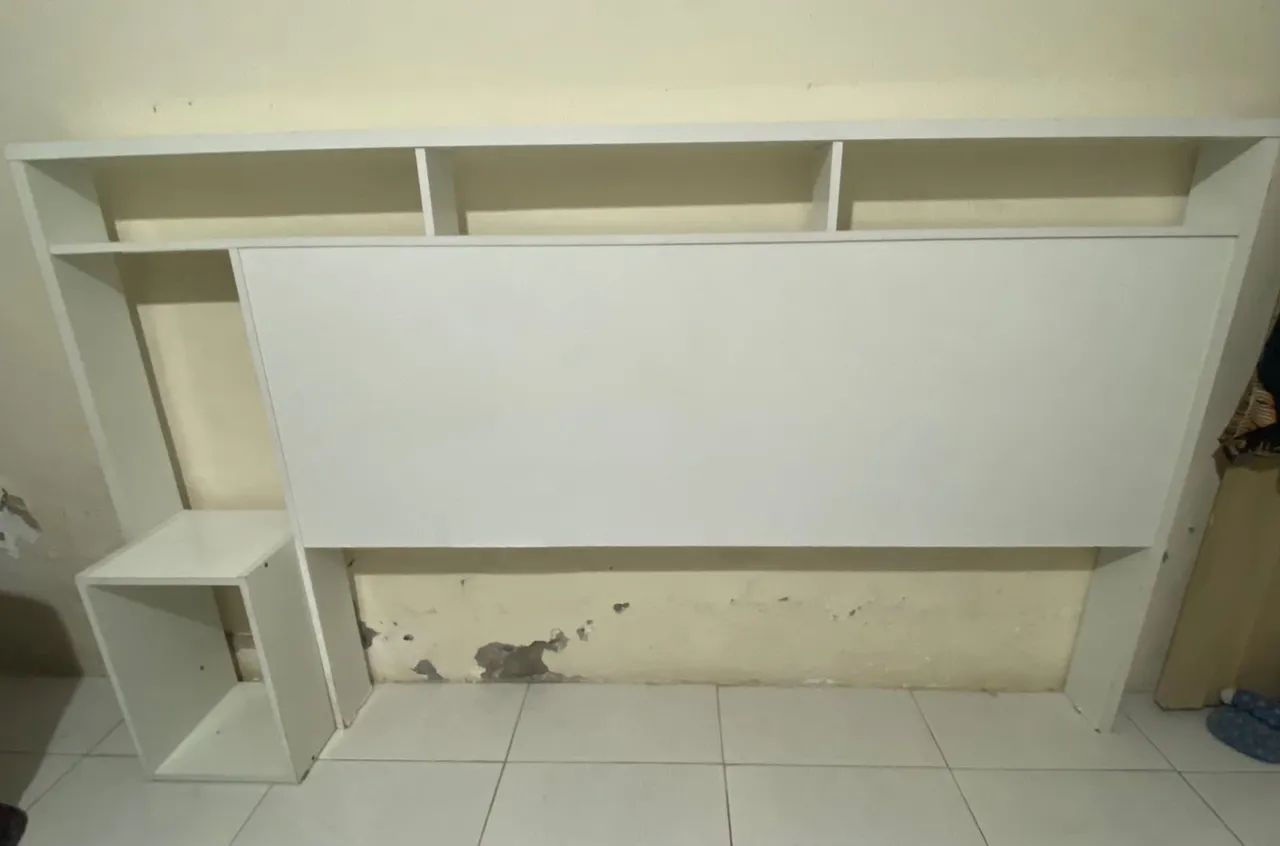 Vende-se guarda-roupa e cabeceira de cama queen  - Foto 2