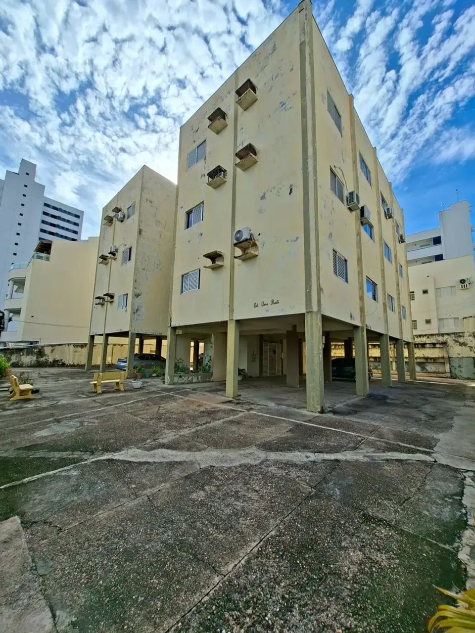 Apartamento bem localizado,  todo reformado!