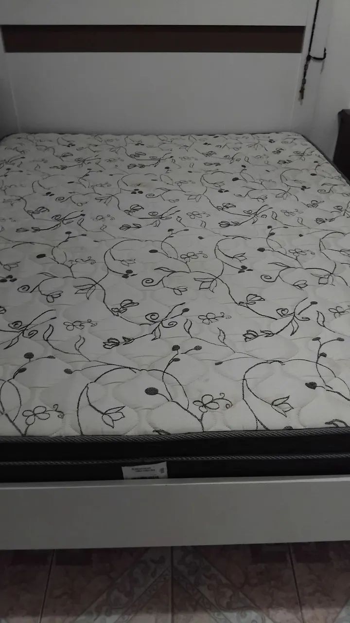 Cama de casal com colchão  - Foto 2