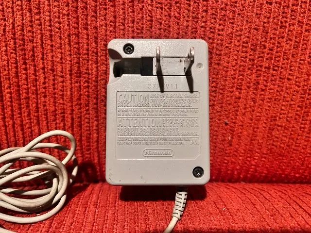 Fonte Nintendo DSI Original