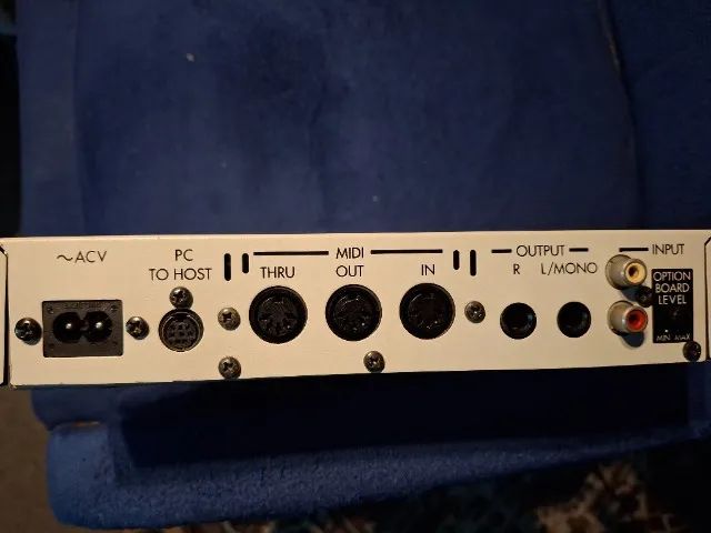Korg NS5R - Módulo MIDI Profissional | Timbres clássicos Korg dos