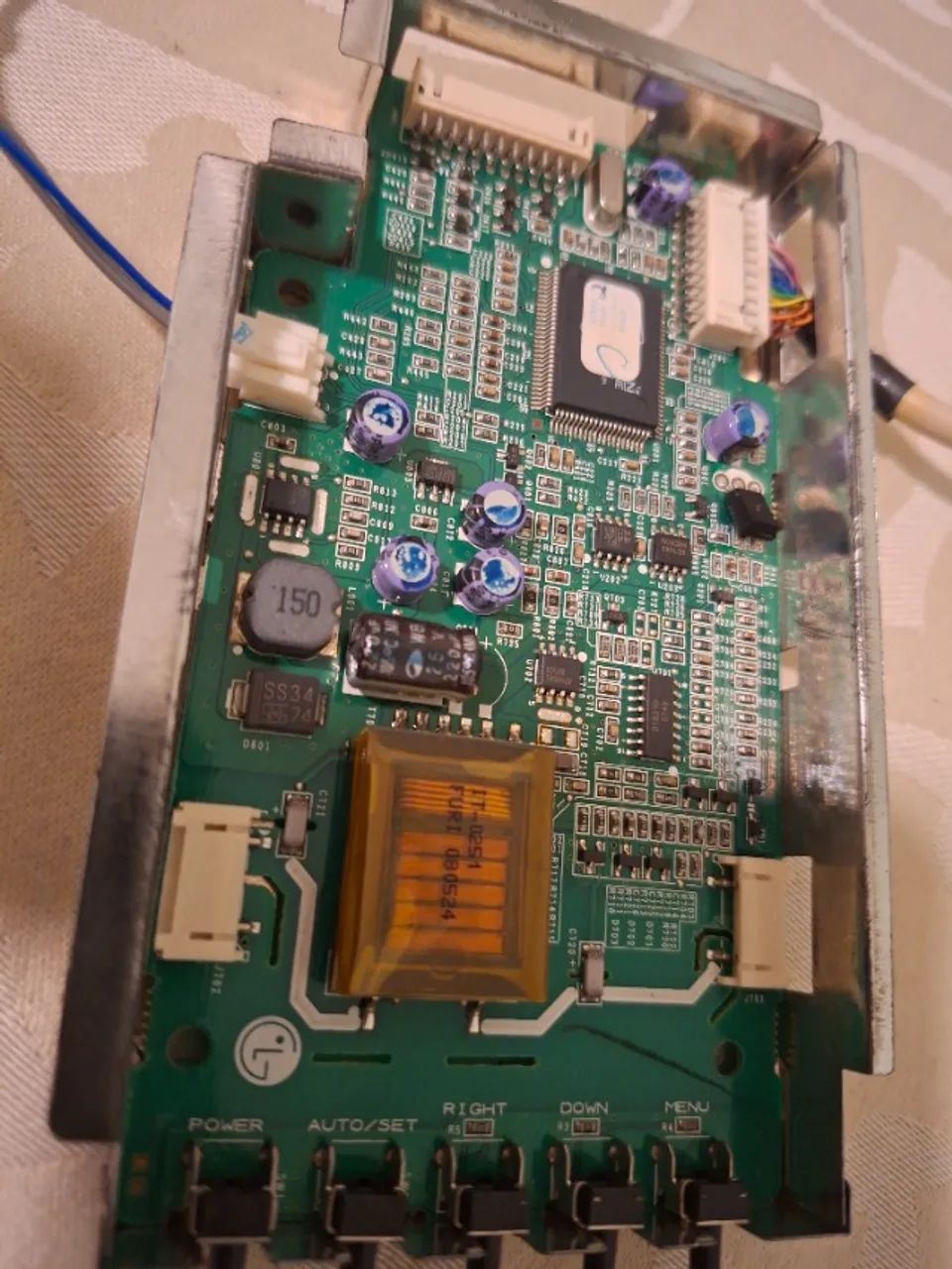 Placa lógica do monitor FLATRON "LG" MODELO L1553-BF