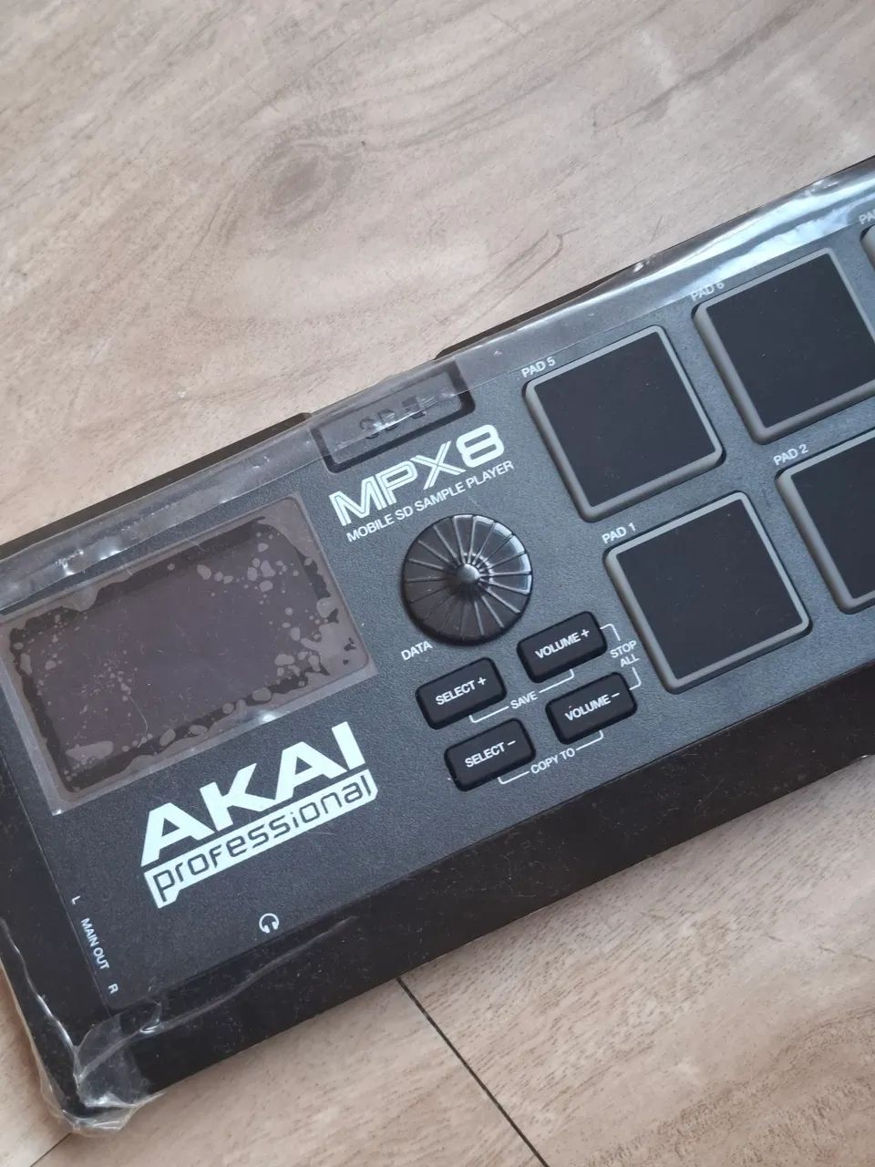 Akai Professional MPX8 Sampler - Instrumentos musicais