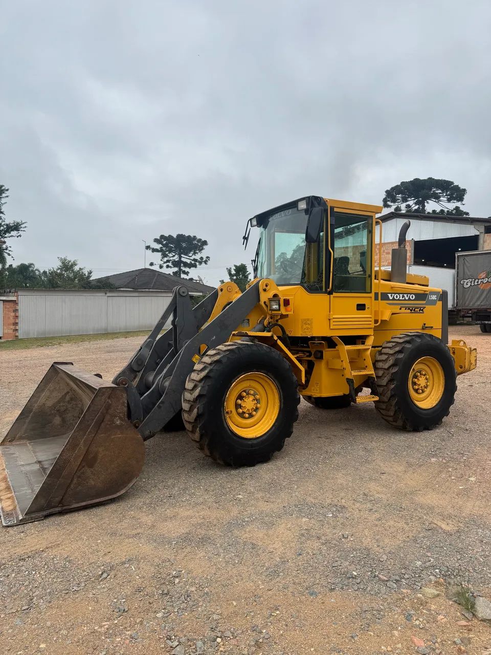 Pá carregadeira - Foto 2