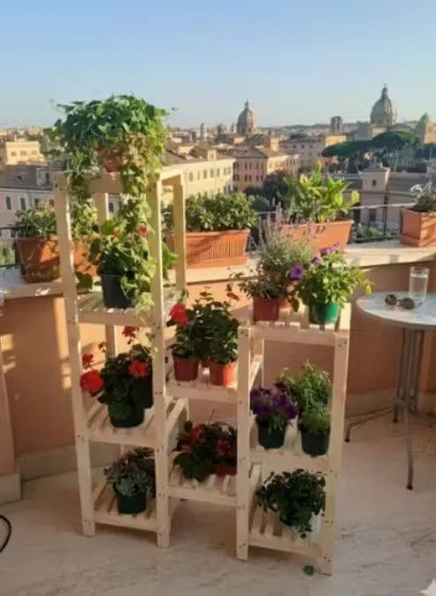 Porta plantas para véranda pinus