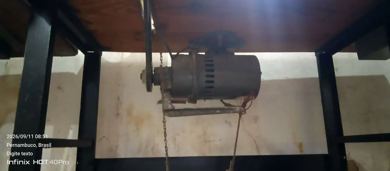 Máquina de costura industrial  - Foto 4