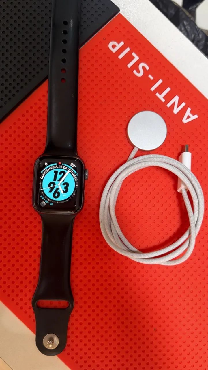 Apple Watch SE ( GPS + CELULAR)