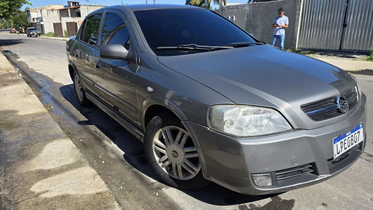 Chevrolet Astra Sedan 2.0/ CD 2.0 MPFI 8V 4P Aut. 2004