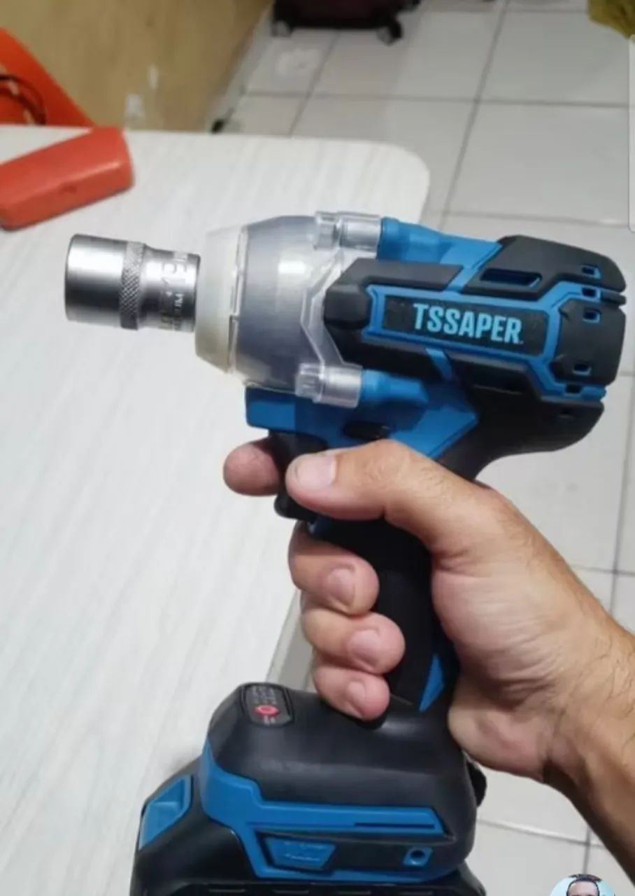 Chave de impacto 21v torque 380NM com Bateria mala e soquete