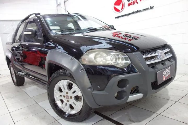 Fiat Strada Adventure1.8/ 1.8 Locker Flex CD 2012 - Foto 2